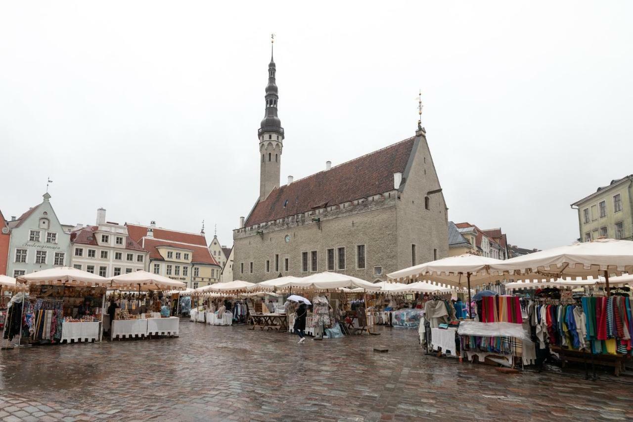 The Goldsmiths' Old Town Tallinn Treasure Exterior photo