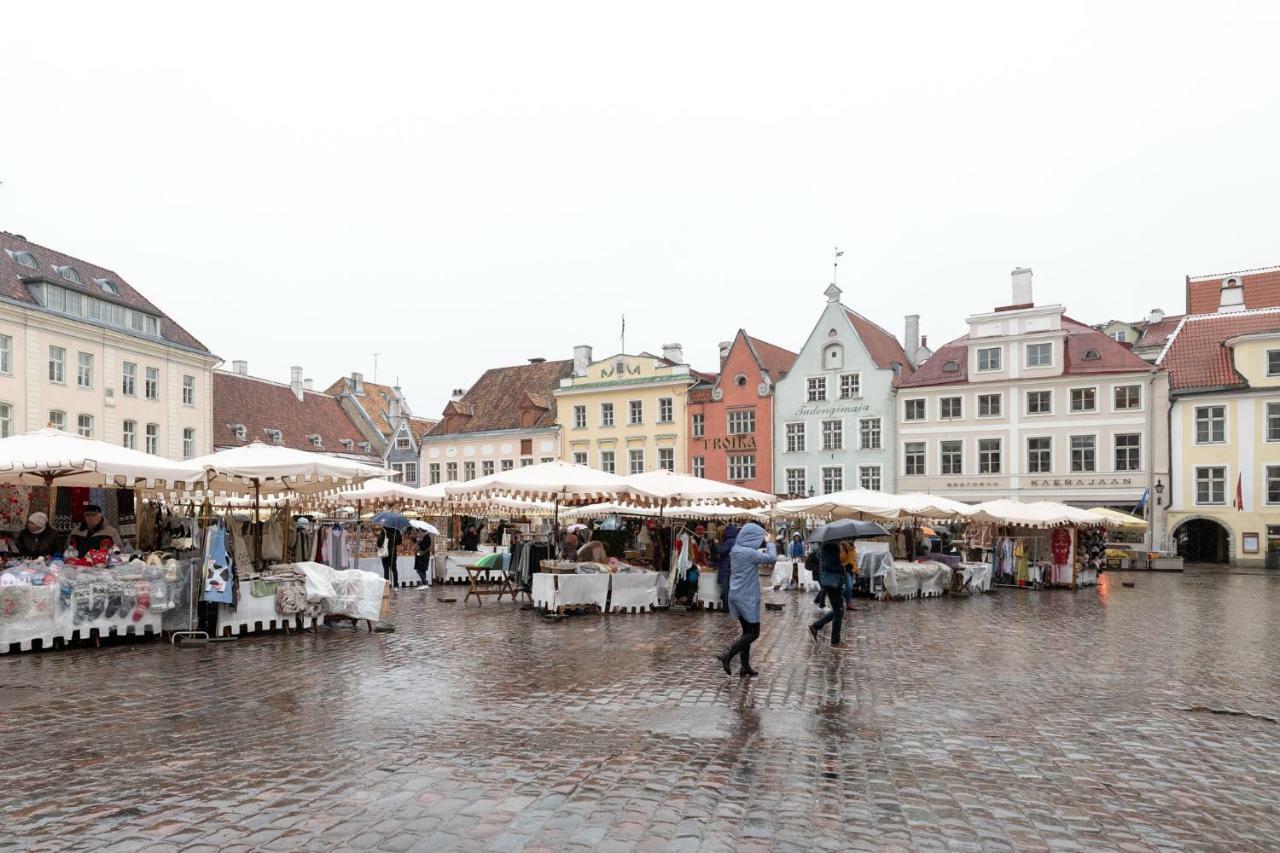 The Goldsmiths' Old Town Tallinn Treasure Exterior photo